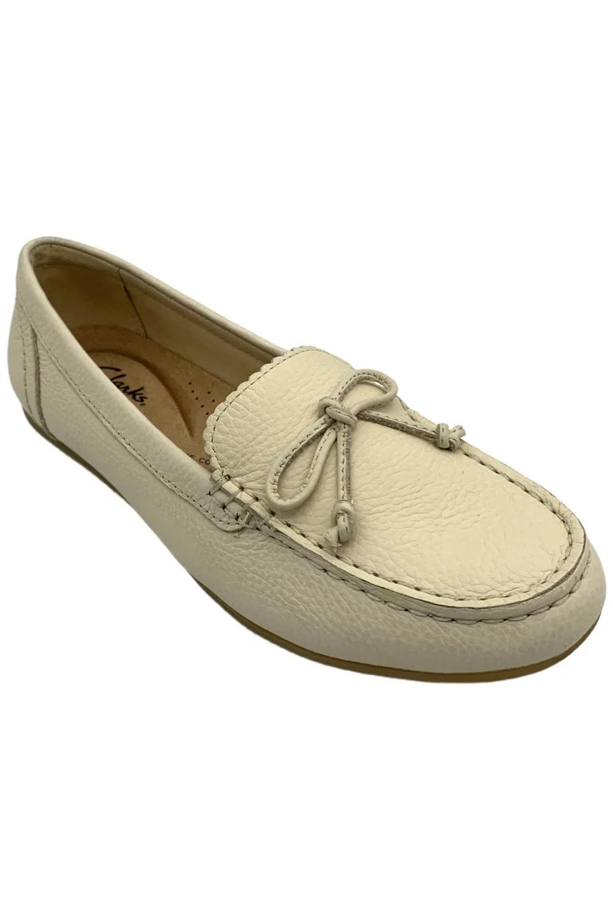 Clarks Collection Women's Leather Loafers Elliotte Sail Cream - Wide